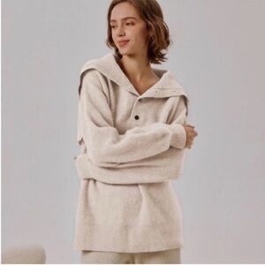 NWT Nap Loungewear Oversized Wool Raccoon Yarn Turtleneck Sweater